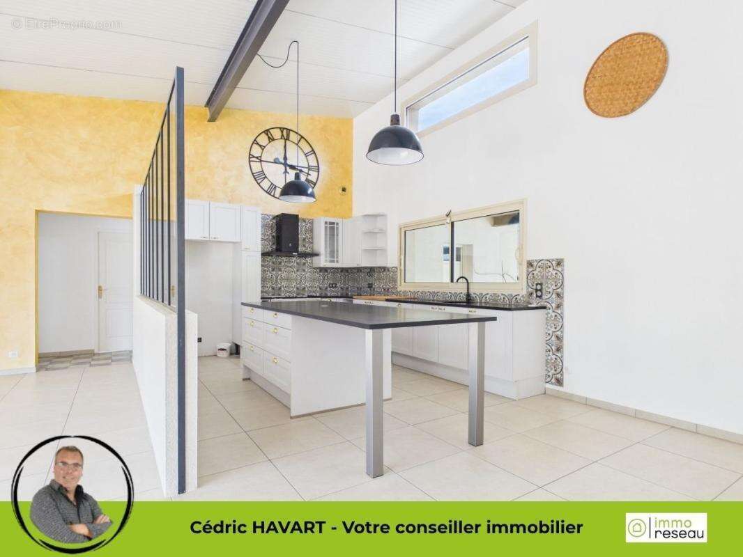 Maison 206 m² à Le Blanc  - photo 6