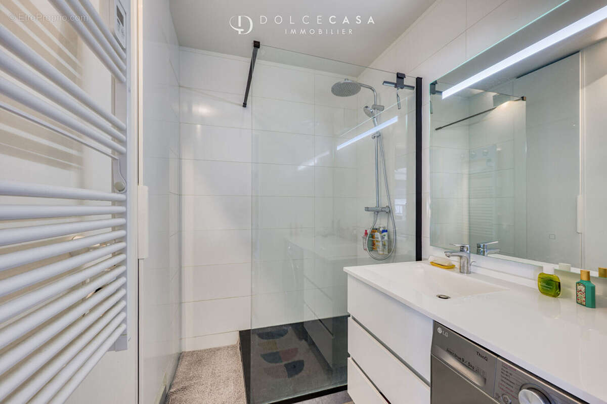 Appartement à LE PERREUX-SUR-MARNE