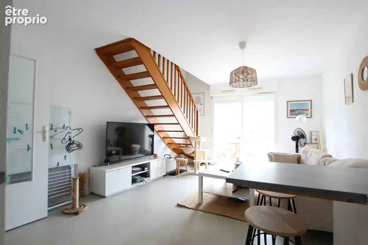 Appartement Orgeres  2 piece(s)  43 m2 - photo 3