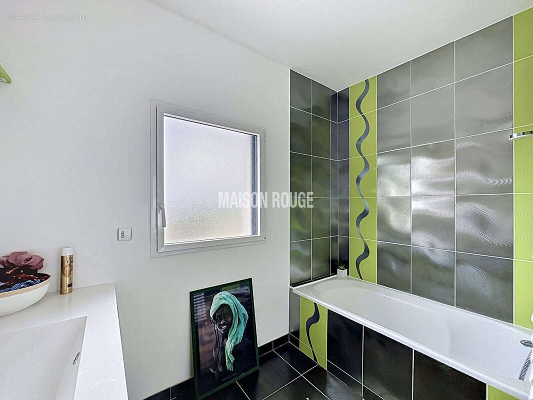 Maison contemporaine 4 chambres avec vie de plain-pied et jardin à Brusvily proche Dinan - photo 12