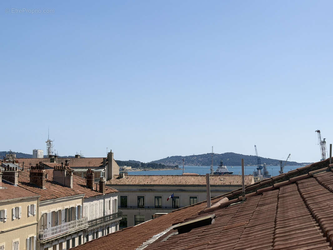 TOULON HAUTE VILLE Appartement 2 pièces - photo 13