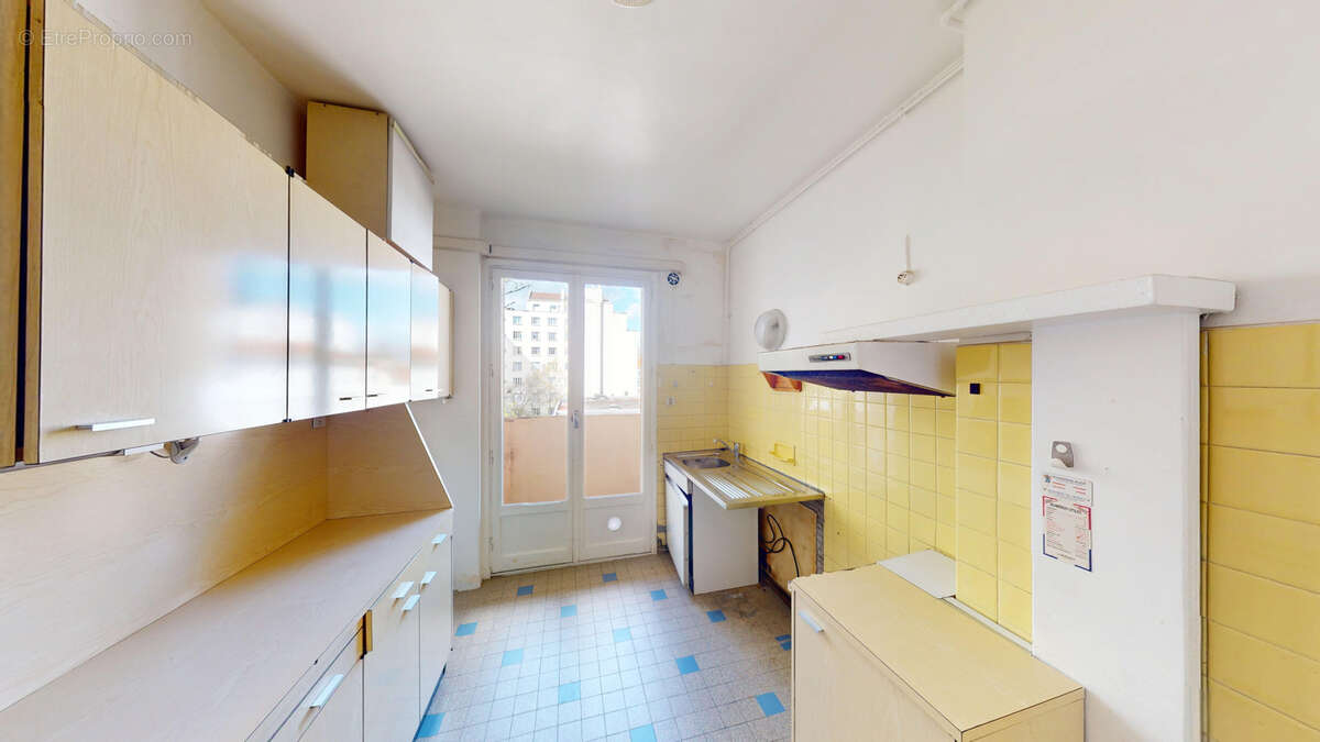 Appartement à LYON-6E