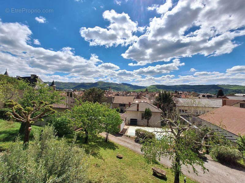 Maison à SAINT-CERE