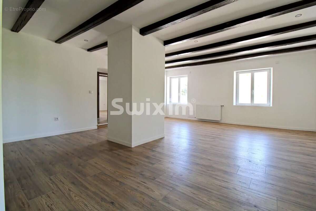 Appartement à LES ROUSSES