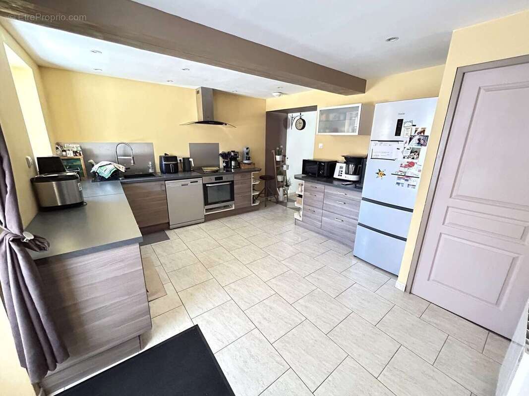 Maison 150 m² à Pluvet  - photo 8