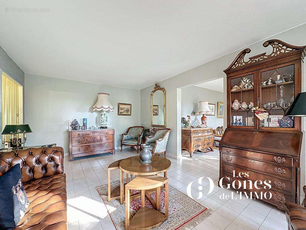 Appartement à CRAPONNE