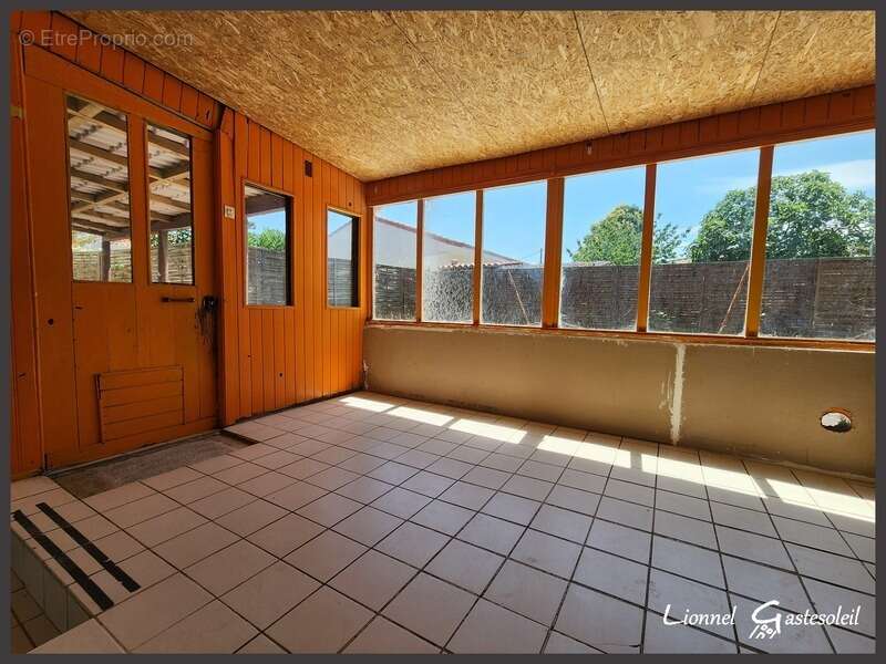 Maison à vendre 4 chambres avec jardin, parking sur la commune de Pineuilh proche de Sainte Foy la Grande (33) - photo 7