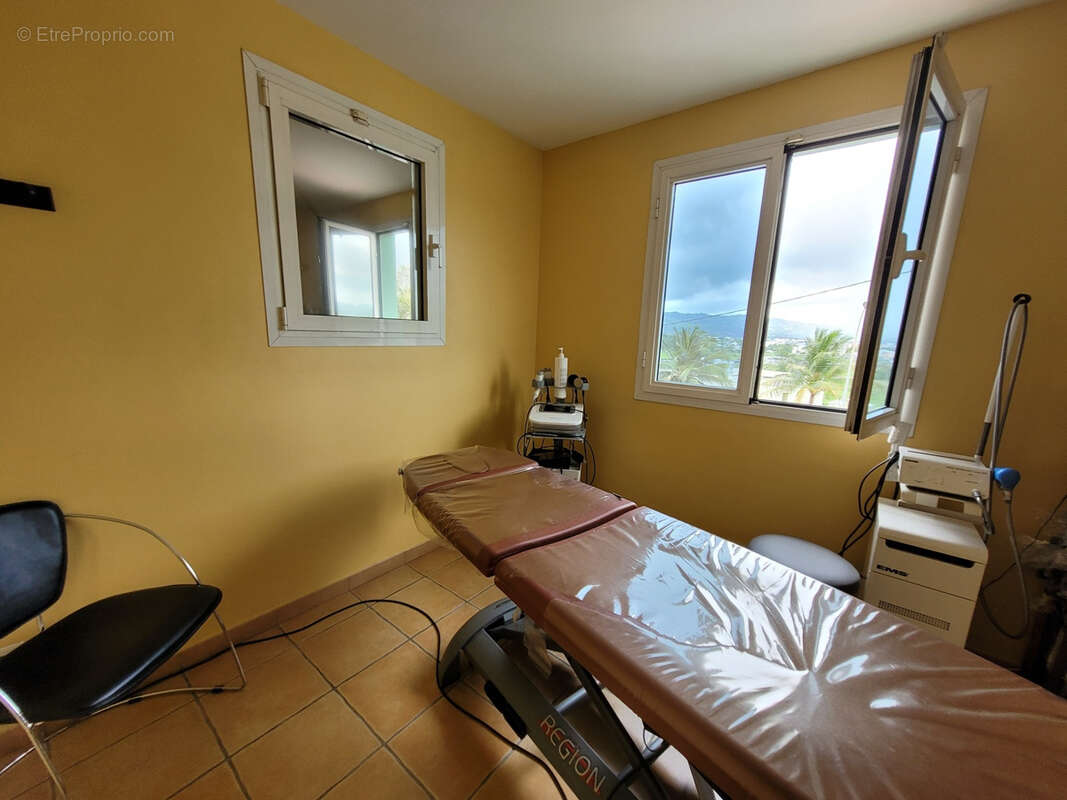 Commerce à LE LAMENTIN