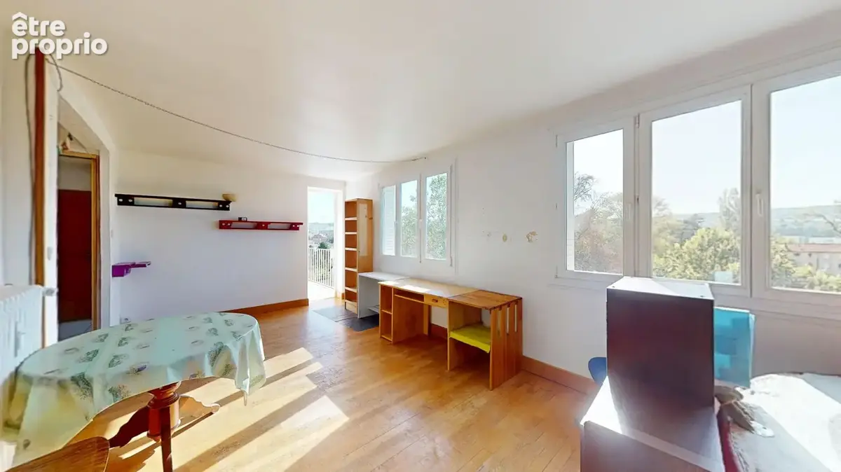 Appartement 5 pièces 74 m² à vendre à Besancon (25000) - photo 2