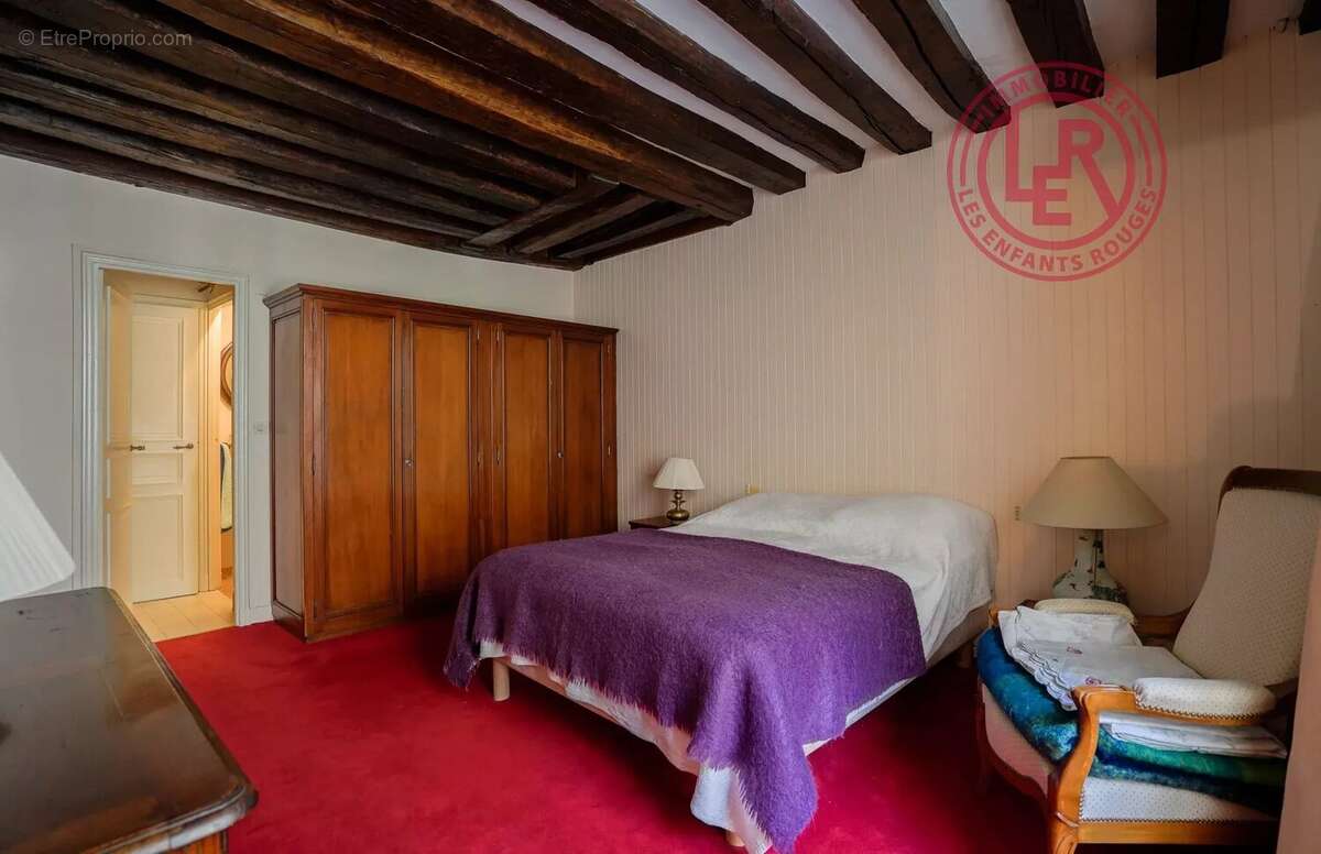 Appartement à PARIS-4E