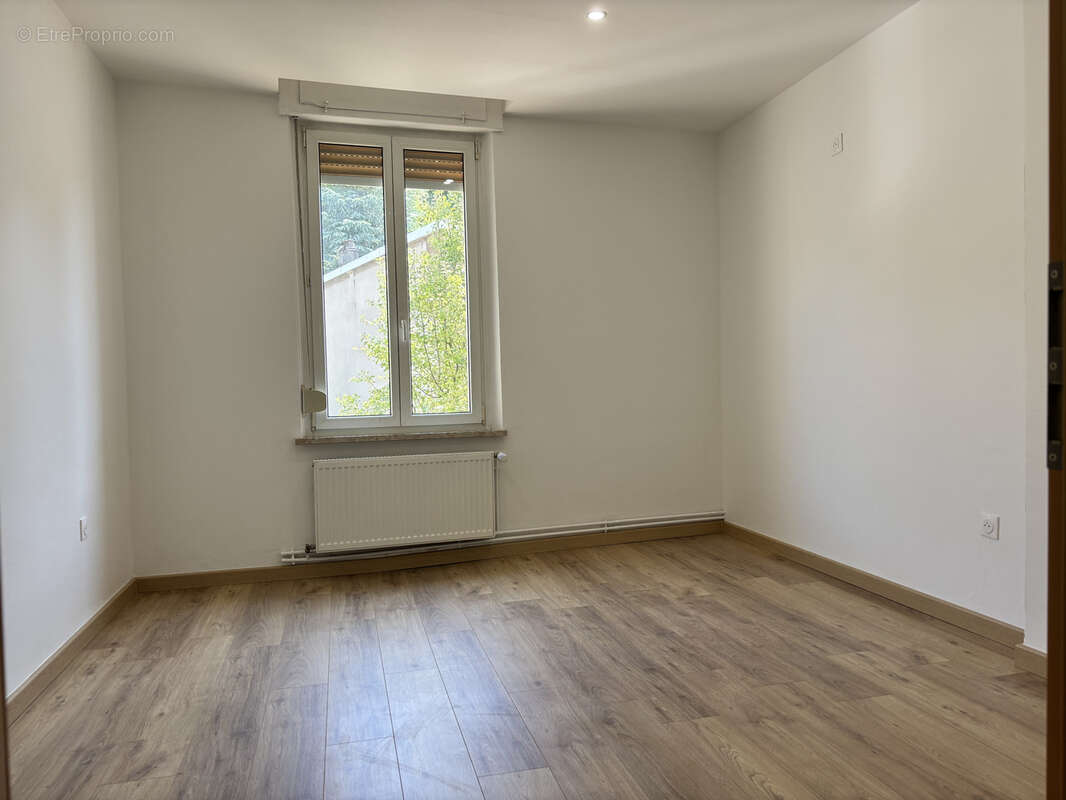 Appartement à ALGRANGE