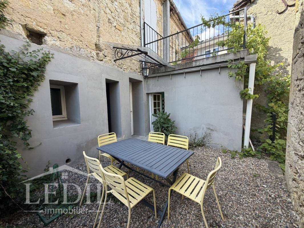 Maison à SAINT-PUY