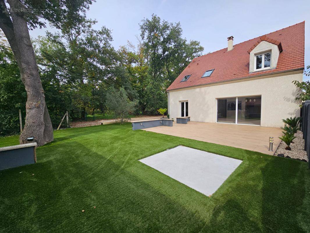 Maison à ERAGNY