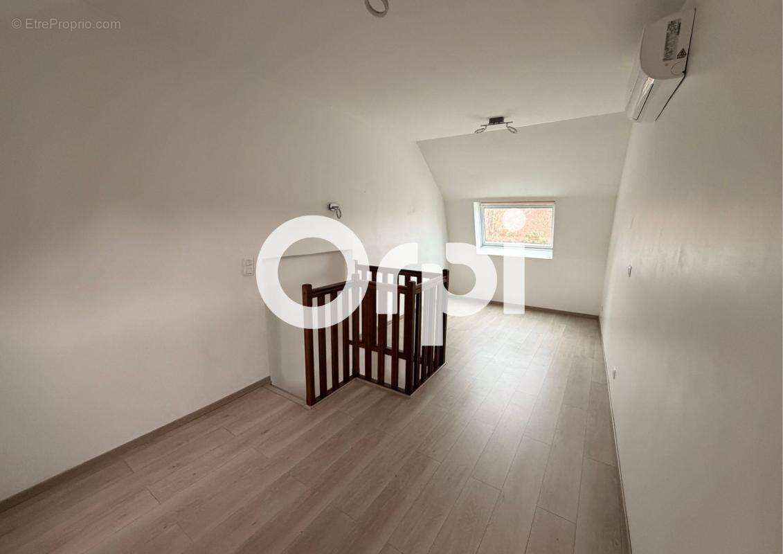 Appartement à SECLIN