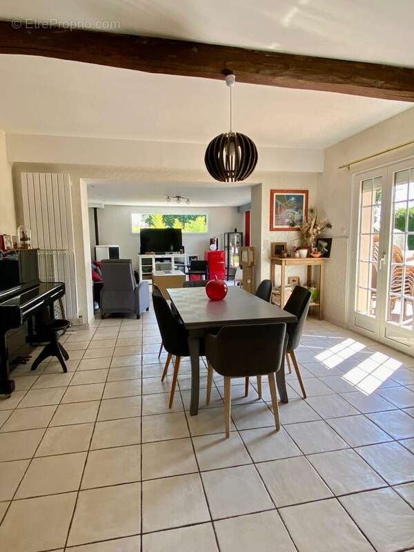 Maison à MONT-CAUVAIRE