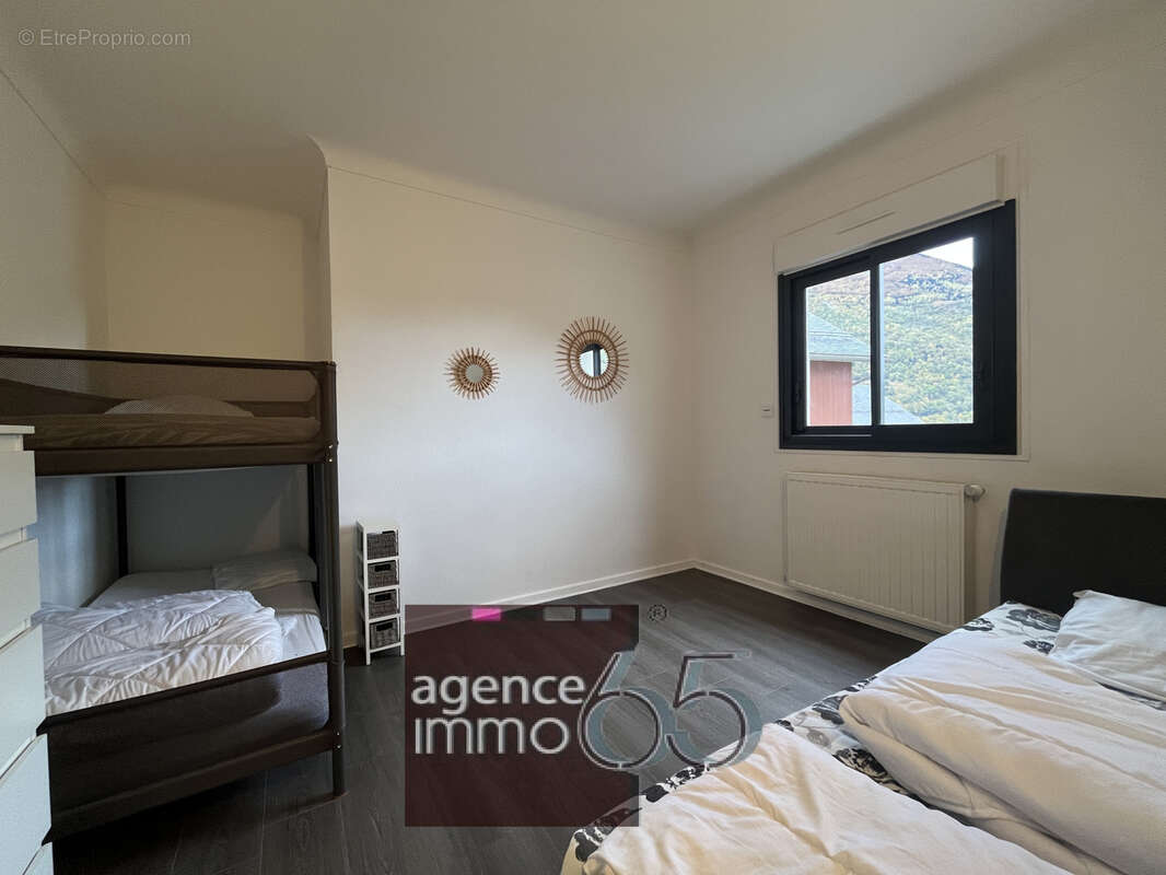 Maison de 220 m2 compose de 3 appartements avec jardin - photo 8