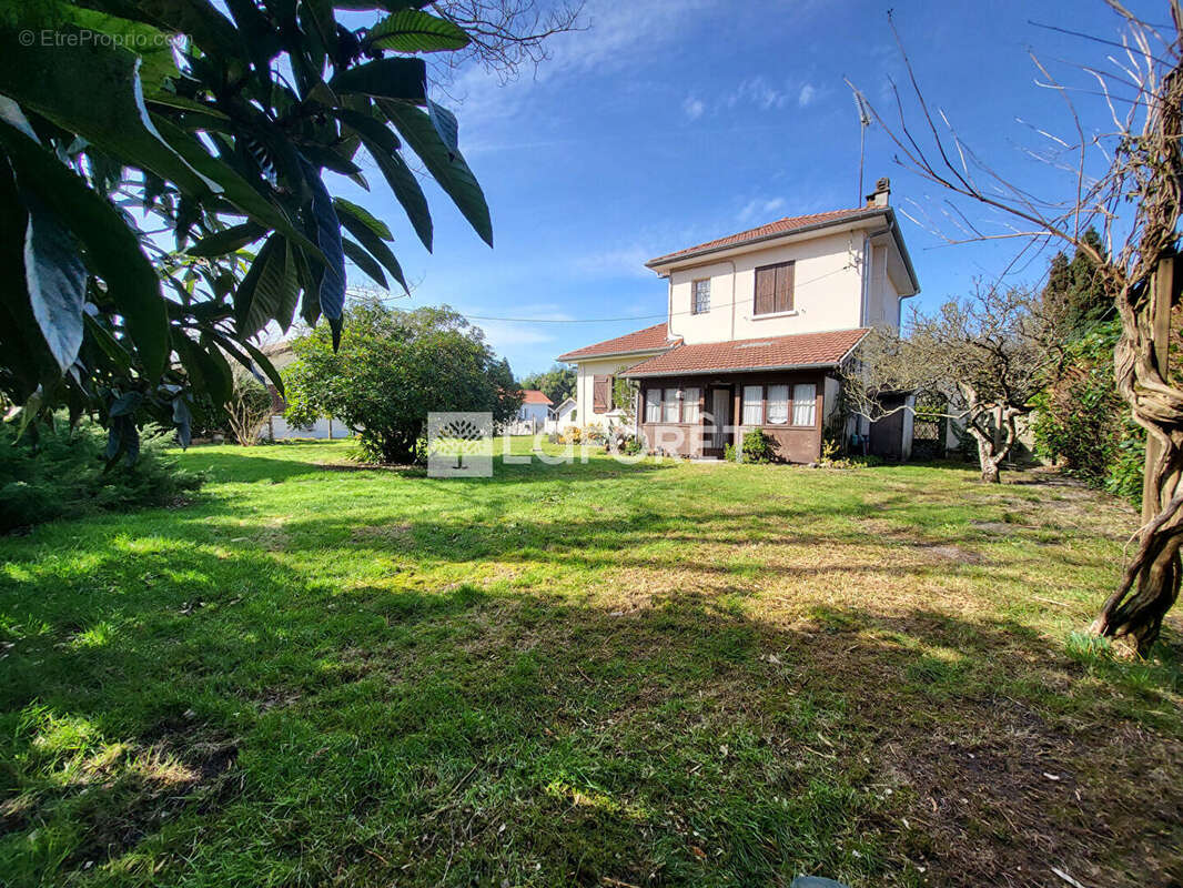 Maison à LABOUHEYRE