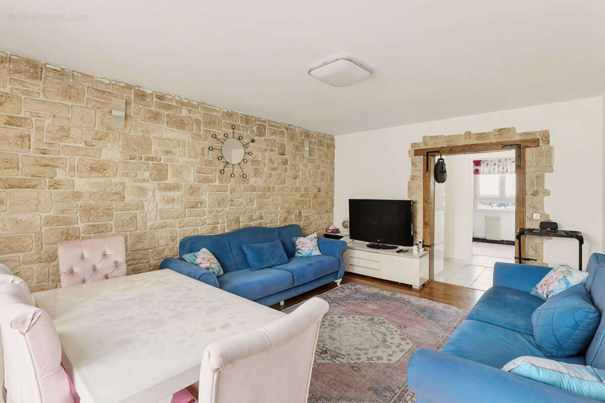 Appartement à COLOMBES