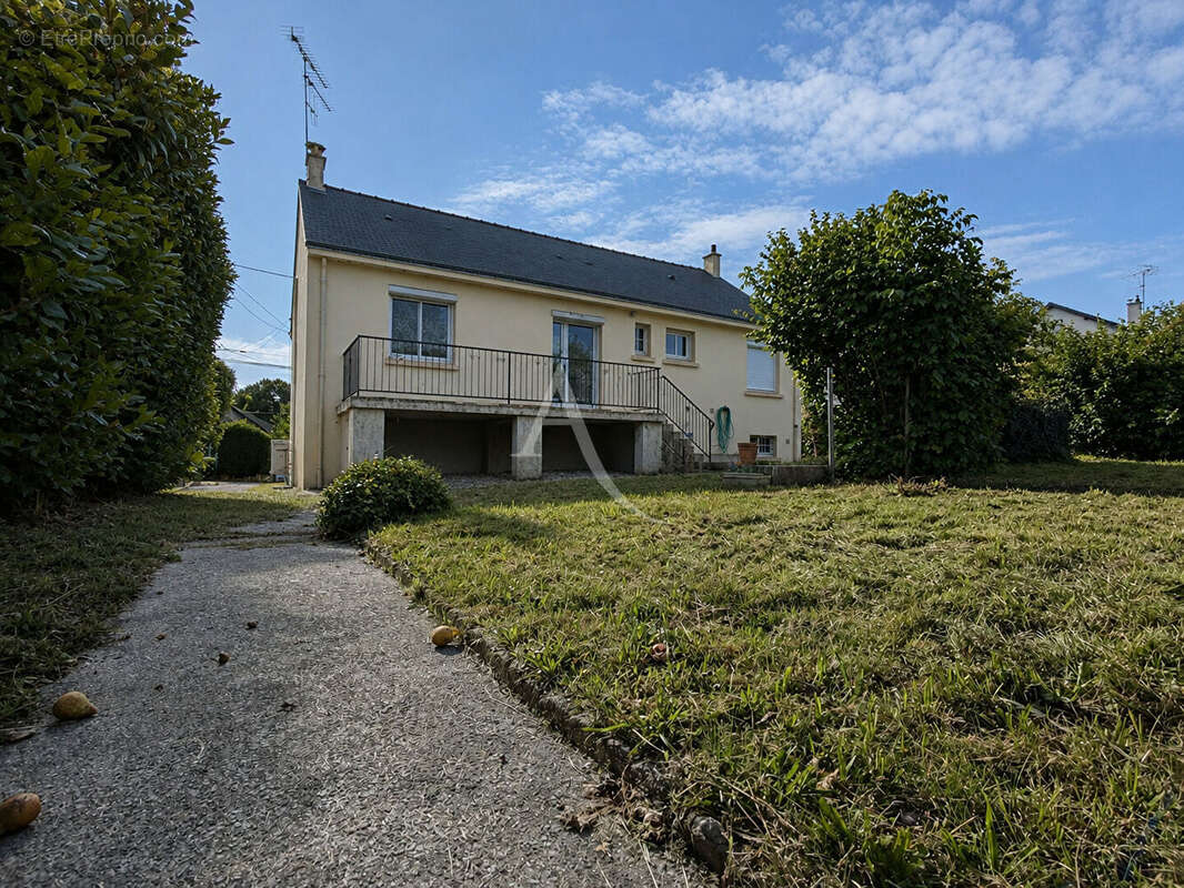 Maison à NOZAY