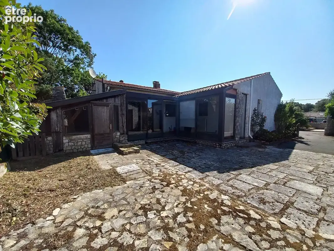 SAINT-PIERRE-D'OLÉRON - Ensemble immobilier au calme avec maison annexe et dépendances - photo 8