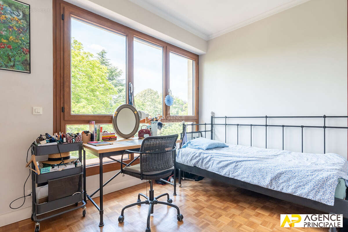 Appartement Maisons Laffitte 4 pièce(s) 81m2 - photo 3