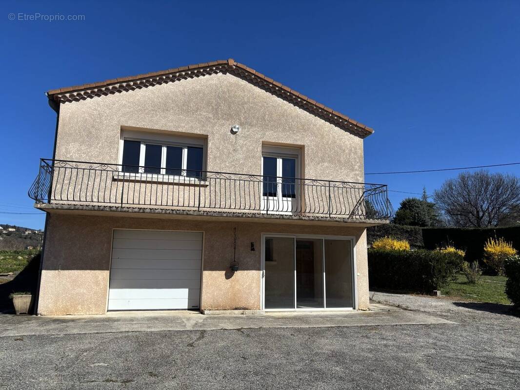 Maison à SAINT-PRIEST