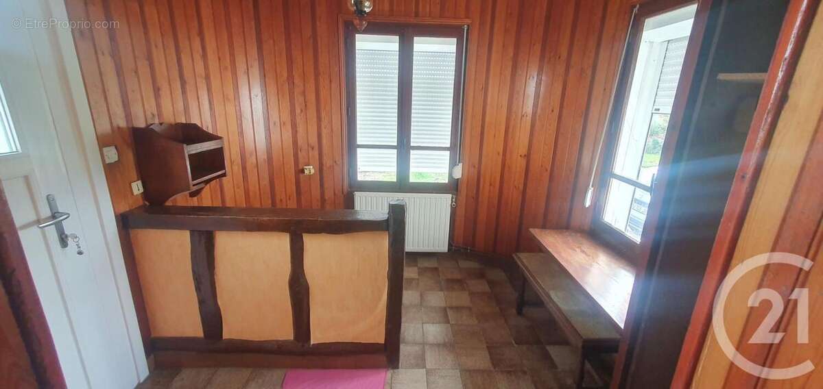 Maison à MAINTENAY