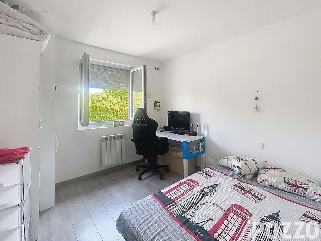 Maison Billy 6 pièces 91m2 - Appartement 2 pièces 39m2 - Grenier aménageable 65m2 - photo 8