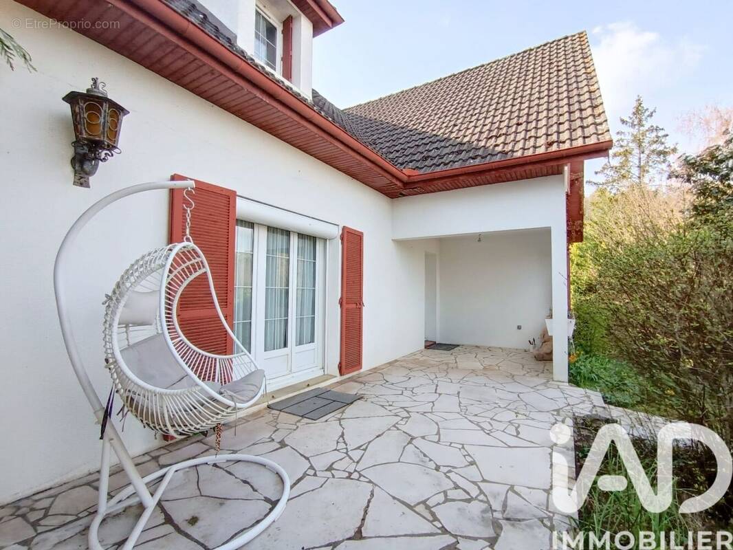 Photo 1 - Maison à PARON
