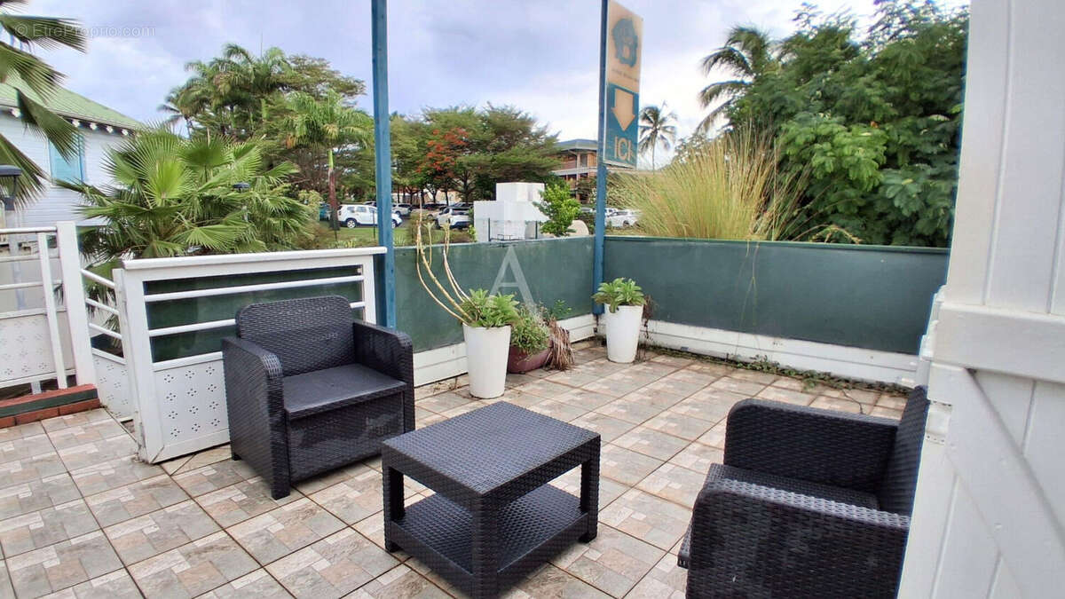 Commerce à LES TROIS-ILETS