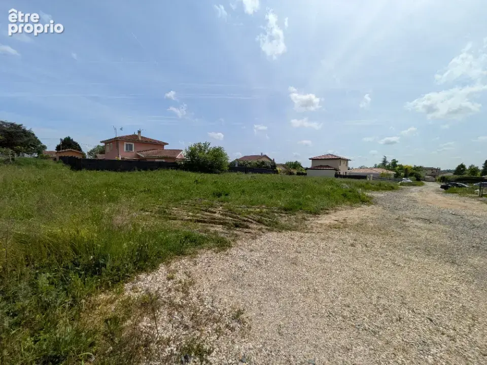 Terrain 600 m² à Dompierre-Sur-Chalaronne  - photo 4