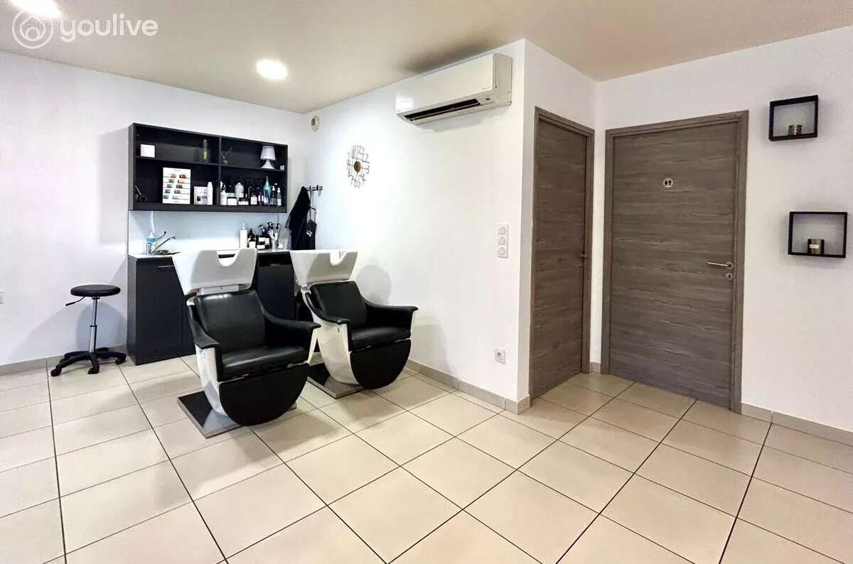 Commerce à CERVIONE