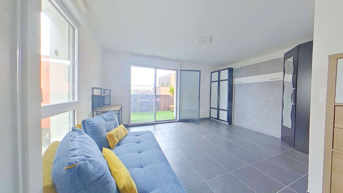 Saint-Joseph de Porterie - T1 de 35 m² avec balcon et parking - photo 9