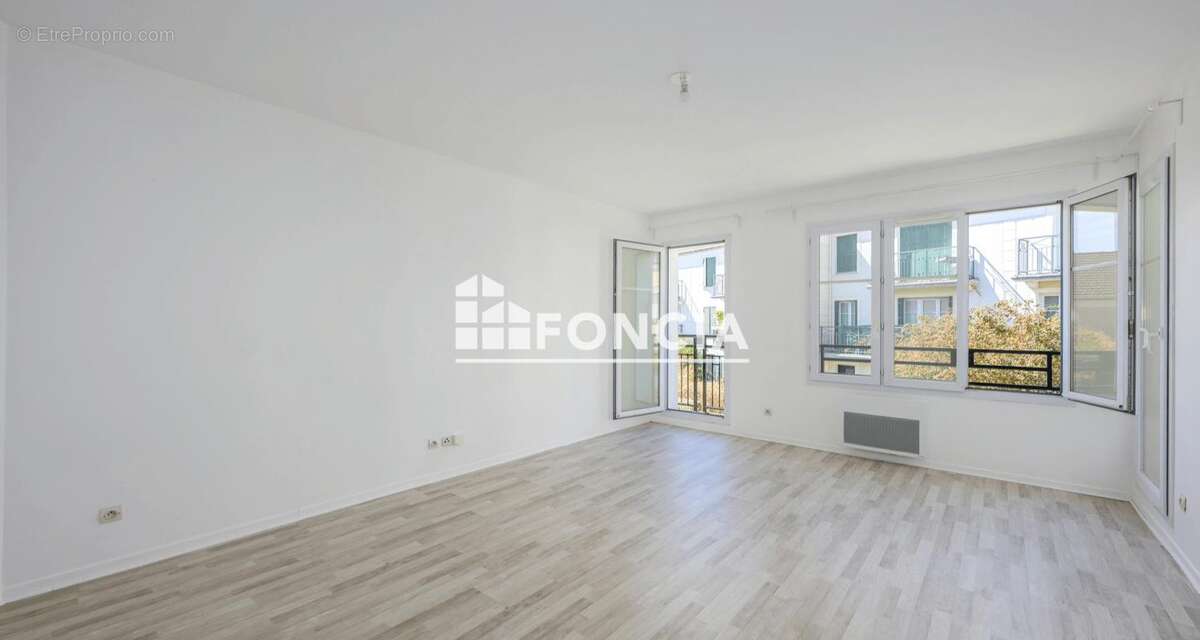 Bailly-romainvilliers - commerces a proximite- appartement 4 pieces - photo 2