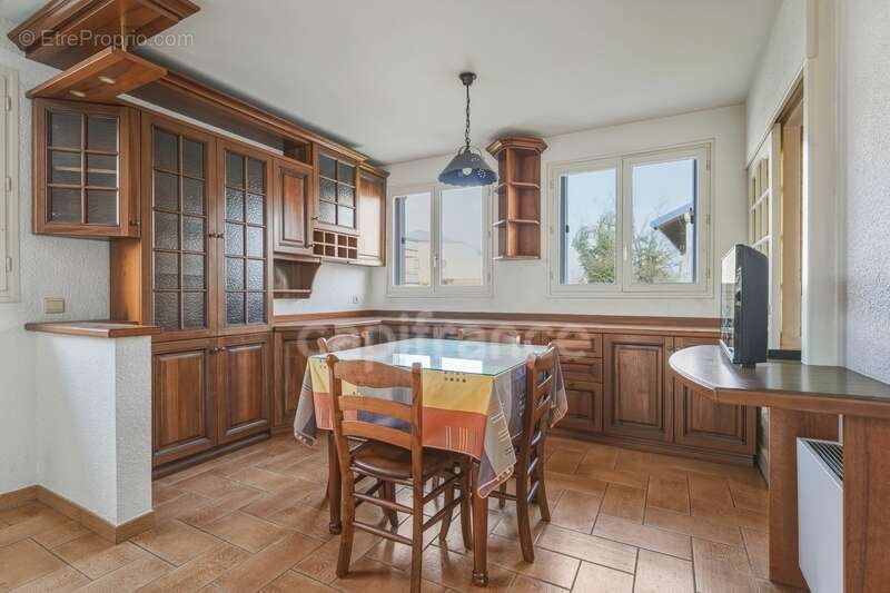 Maison à CROZET