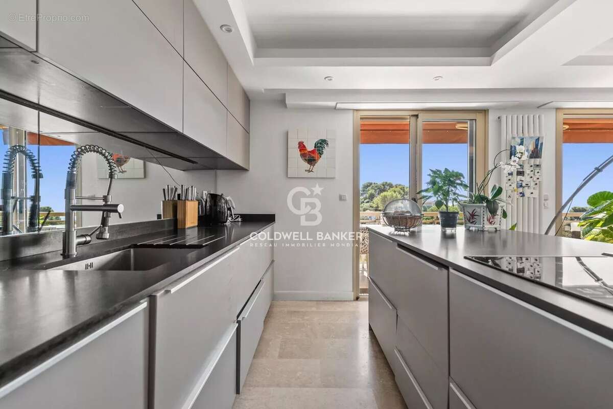 Appartement à LE CANNET