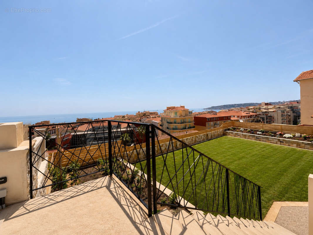 Appartement à MENTON