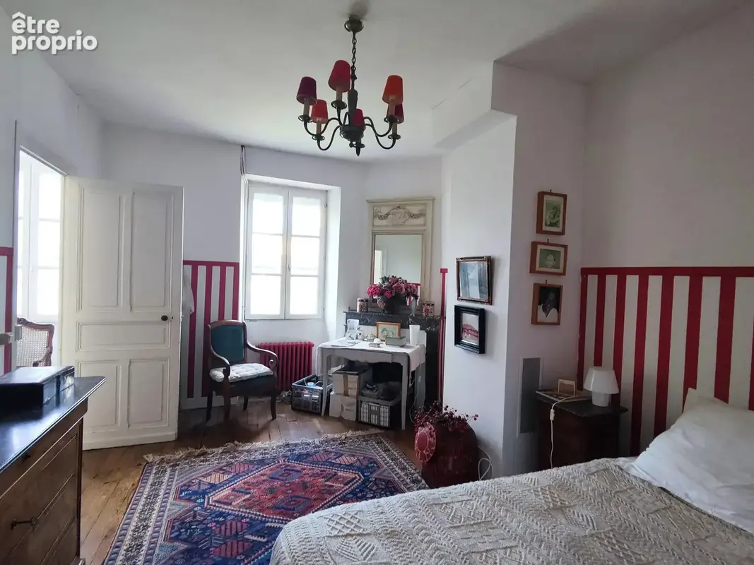 Ancien presbytère avec jardin et cour idyllique - photo 20