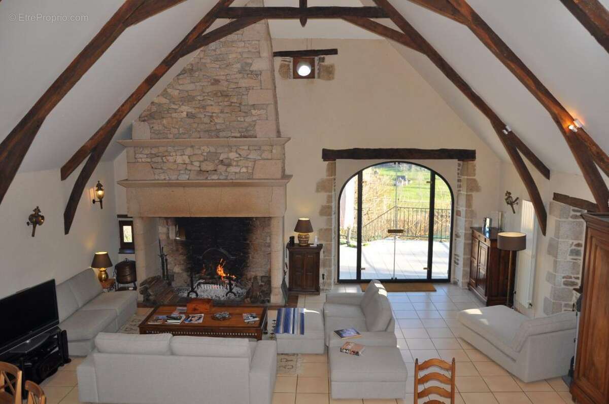 Maison à SAINT-CERE