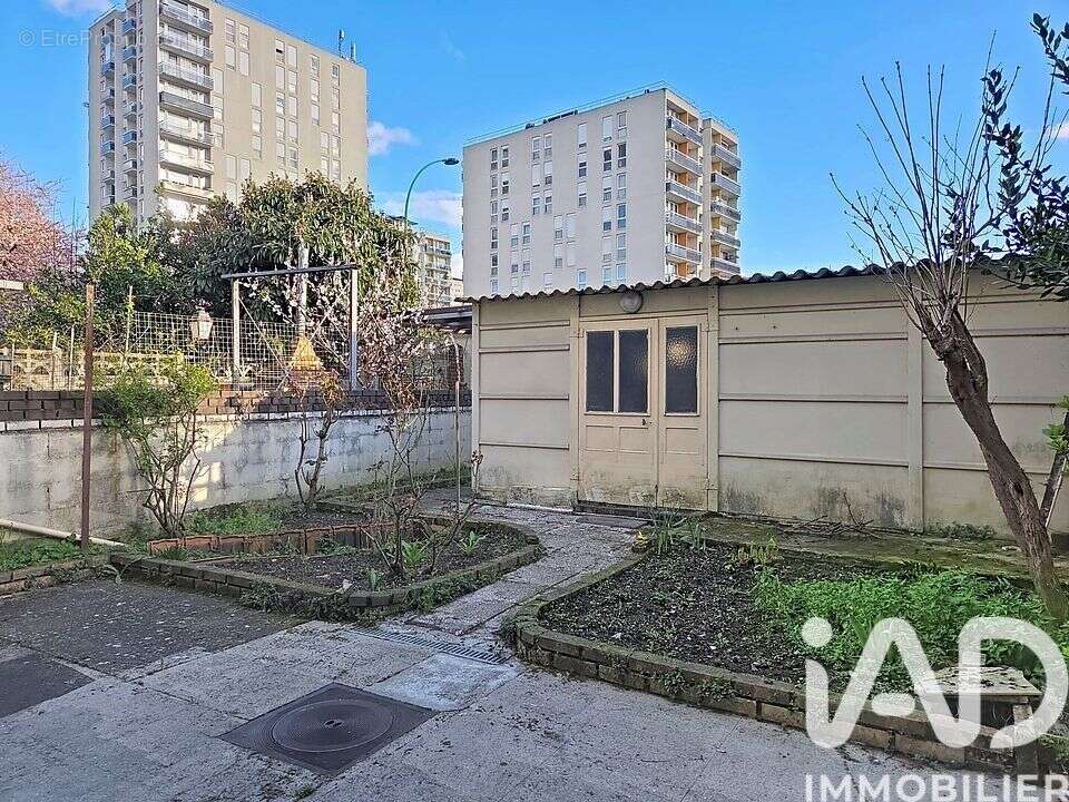 Photo 2 - Maison à ALFORTVILLE