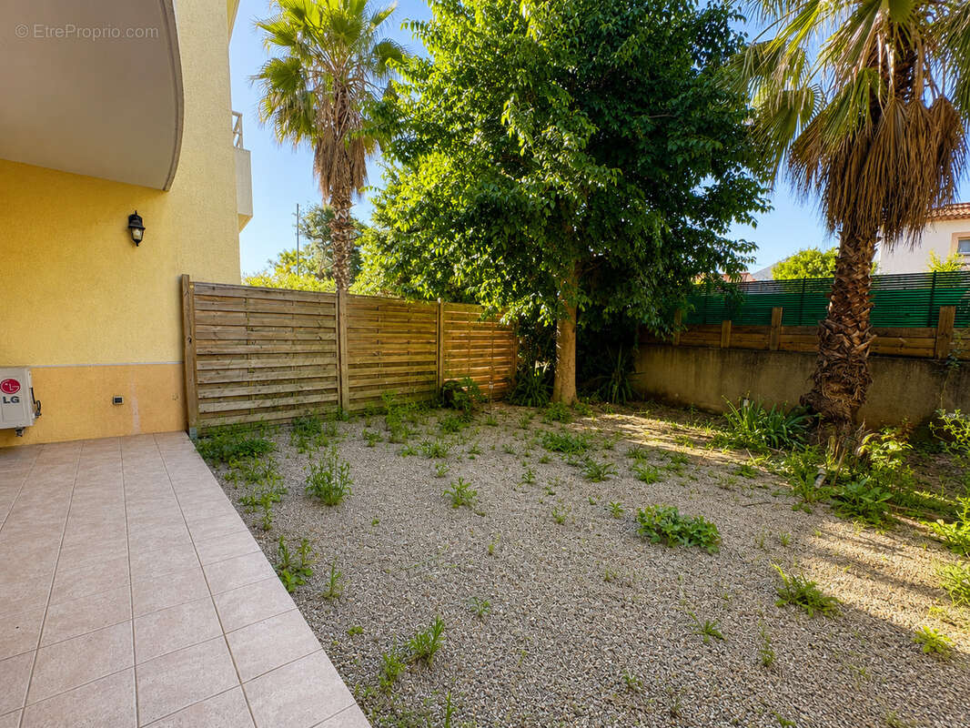 Appartement T2 RDC + JARDIN proche toutes commodités - photo 2
