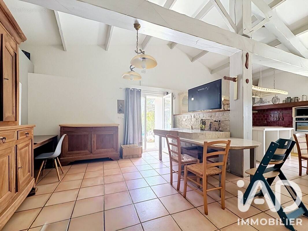 Photo 1 - Maison à CHARRON