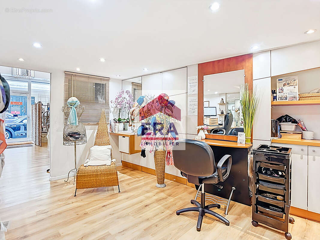 Commerce à MARSEILLE-8E