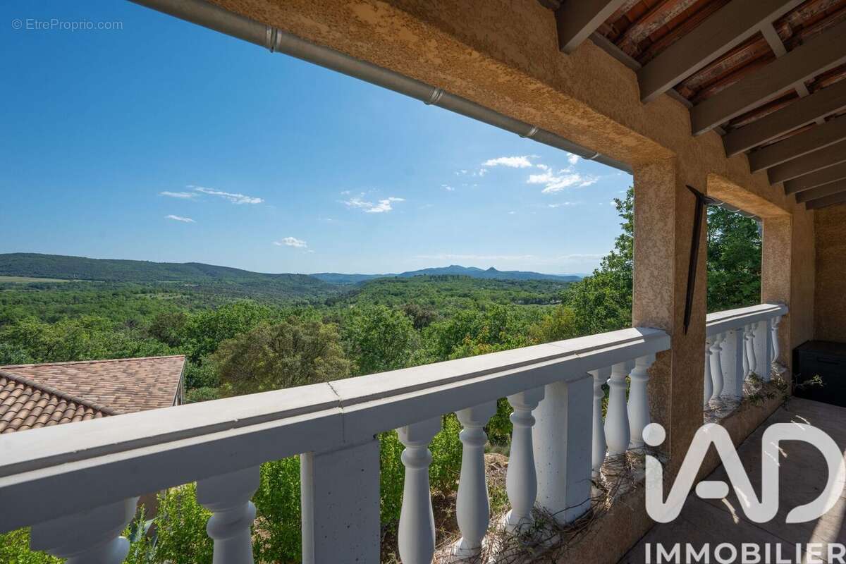 Photo 3 - Maison à LAGORCE