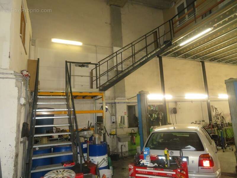 Commerce à DIGNE-LES-BAINS