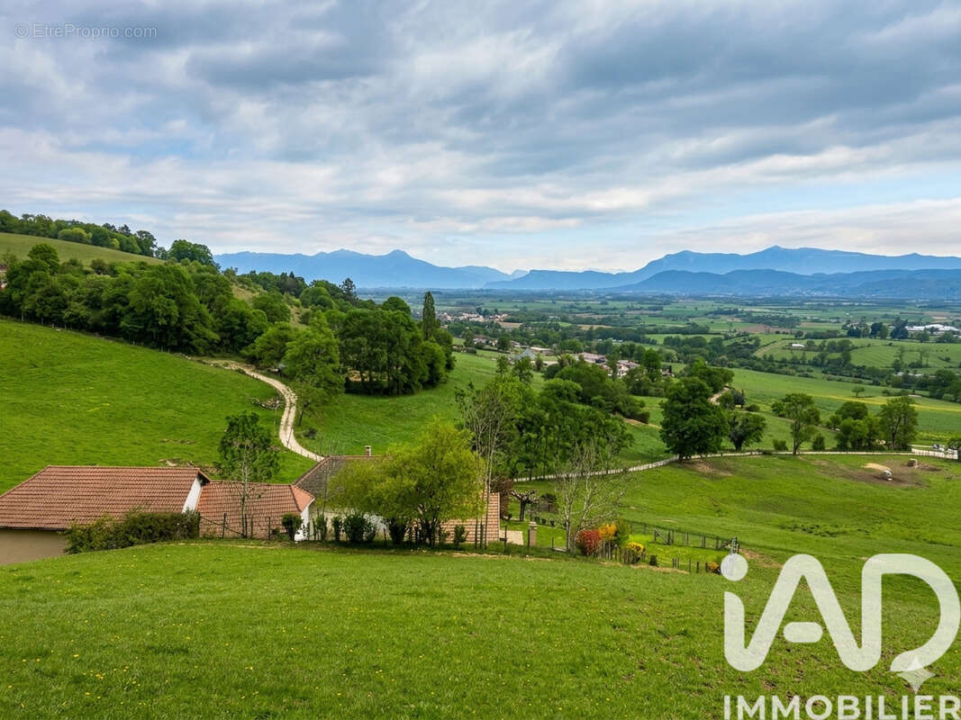 Photo 2 - Maison à LA FRETTE