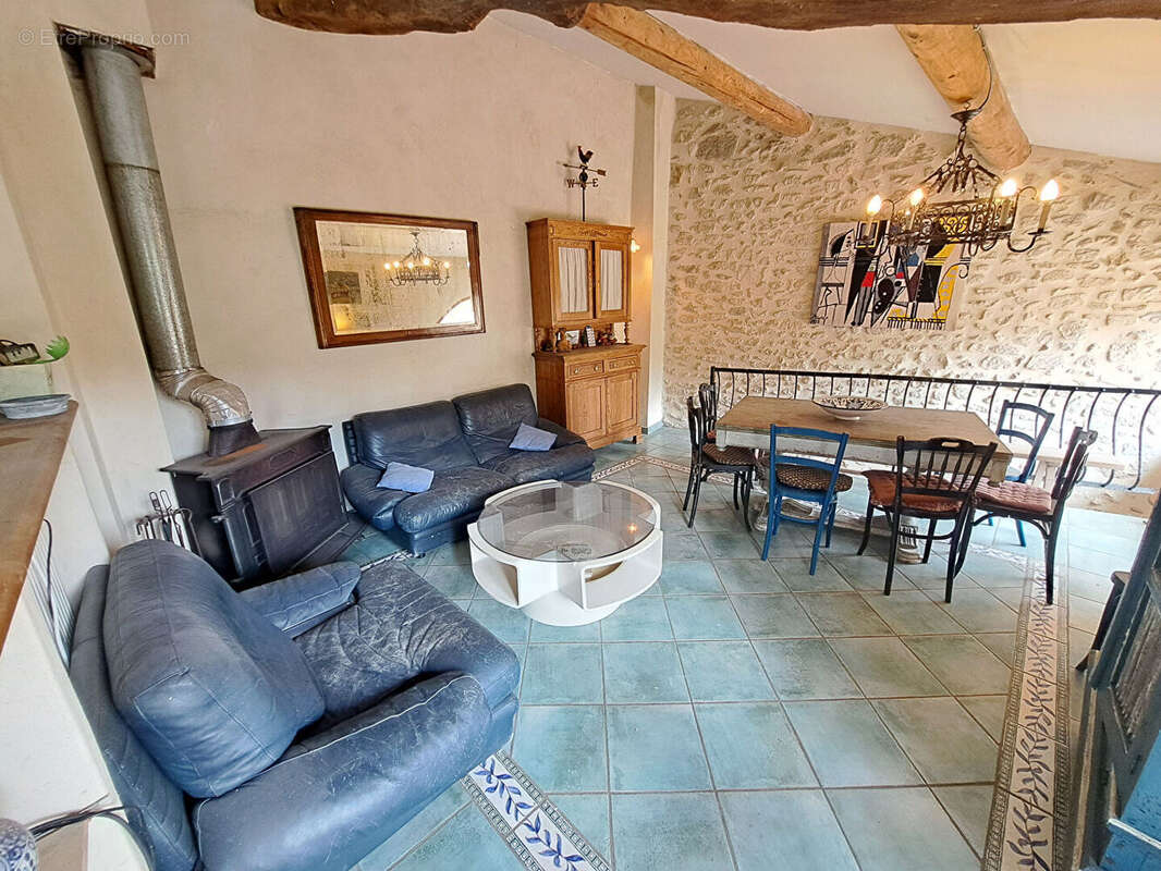 Maison à MALAUCENE