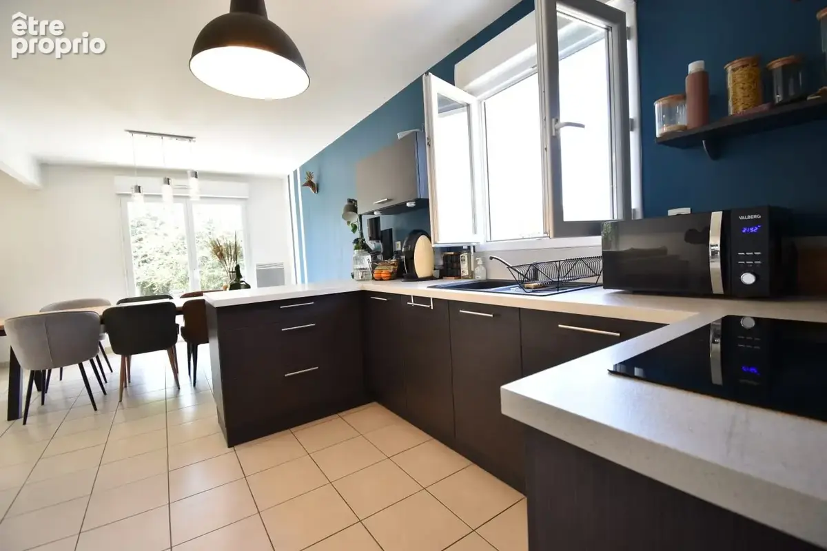 Maison 94 m² à Grand-Champ  - photo 4