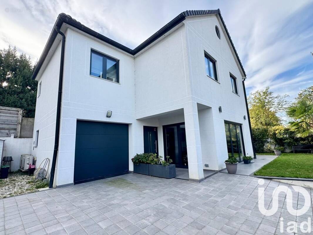 Photo 1 - Maison à ORMESSON-SUR-MARNE