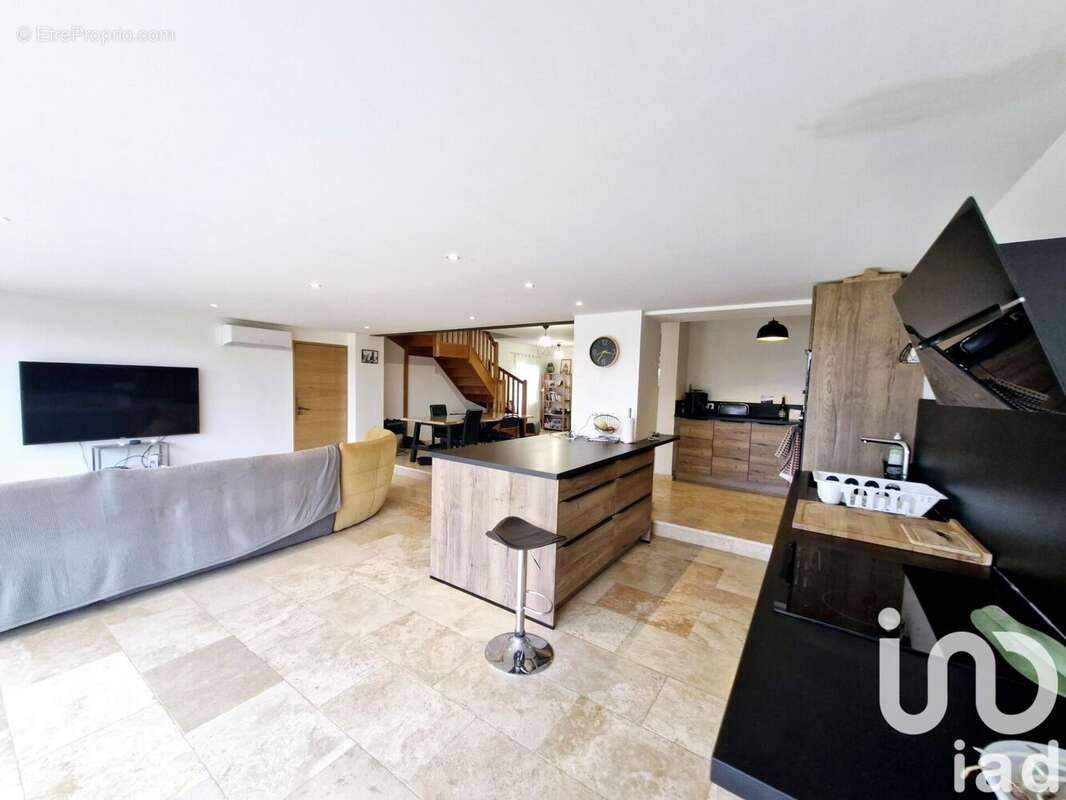 Photo 4 - Maison à LESPIGNAN